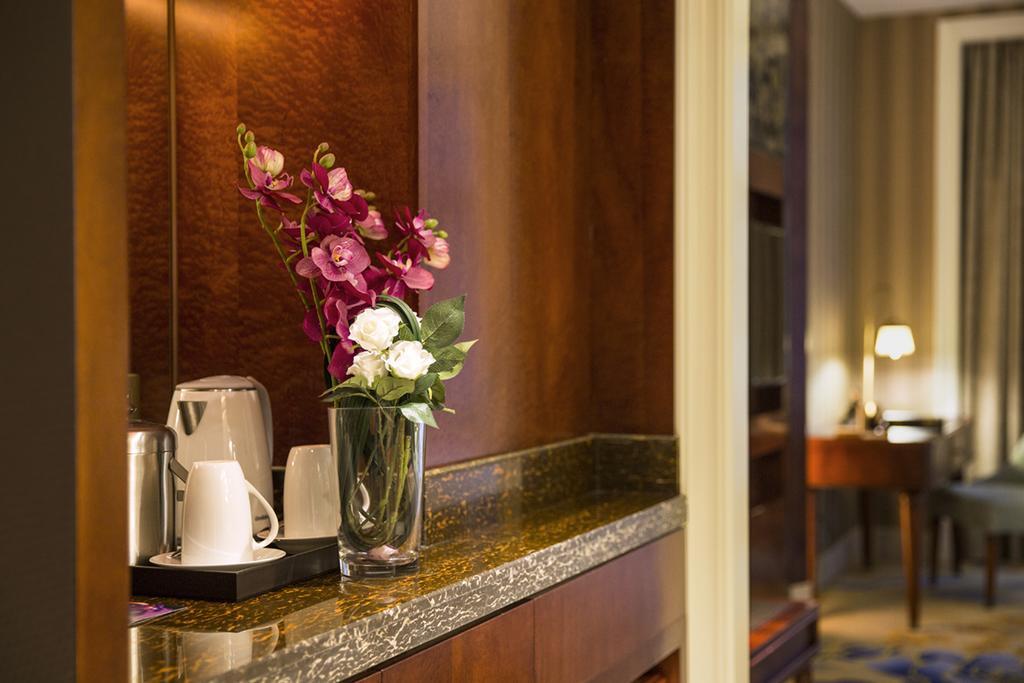 Chengdu Jin Yun Hotel Екстер'єр фото